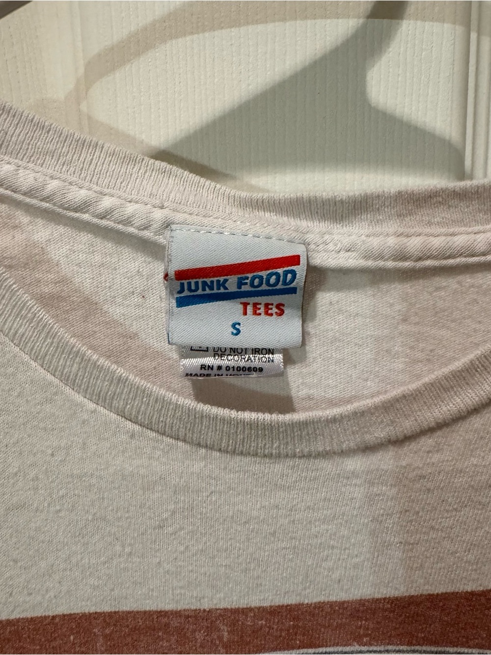 Junk Food Budweiser Label Cropped Tee in White - Size Small - Picture 3 of 4